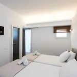 מלון דירות Olympia 3*