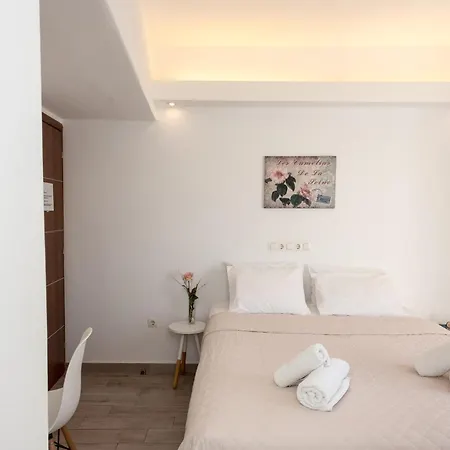 アパートホテル Olympia Mykonos Town