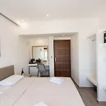 Olympia 3*