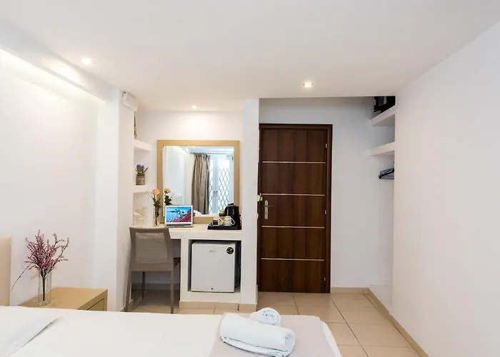 Апарт-отель Olympia Mykonos Town